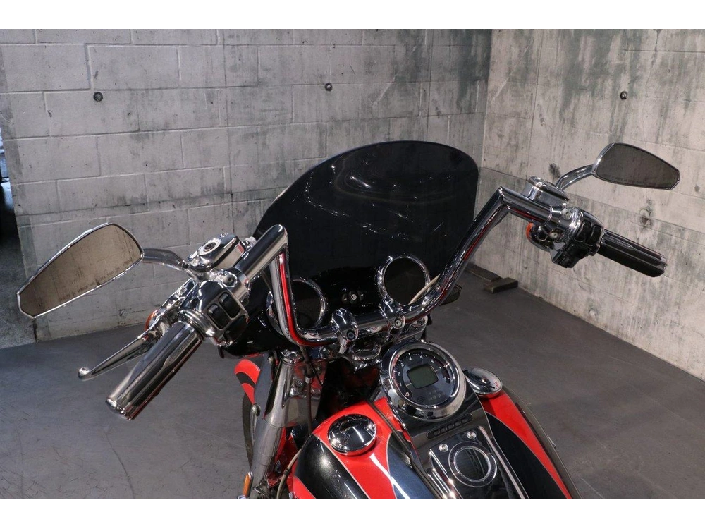 2011 Harley-davidson Harley-davidson Cvo Softail Convertible (flstse2) alt