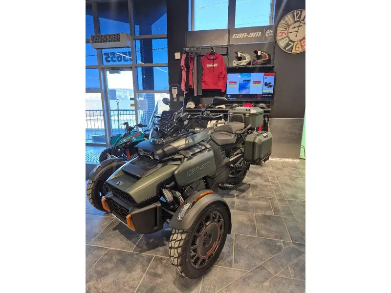 2026 Can-Am Canyon Redrock