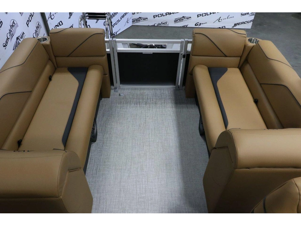 Avalon Venture 2180 Quad Lounger + Yamaha 70 Hp 2026 alt
