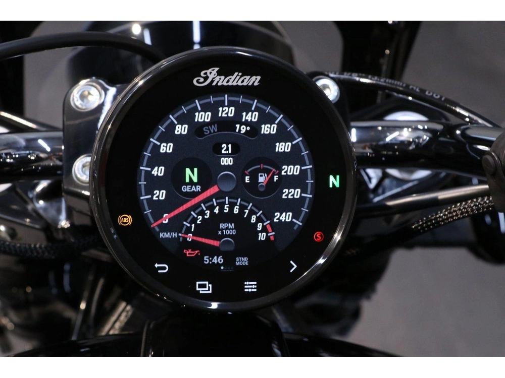 2025 Indian Motorcycle Super Scout Limited + Tech alt