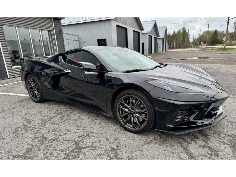 2025 Chevrolet Corvette Stingray Coupe 2lt alt