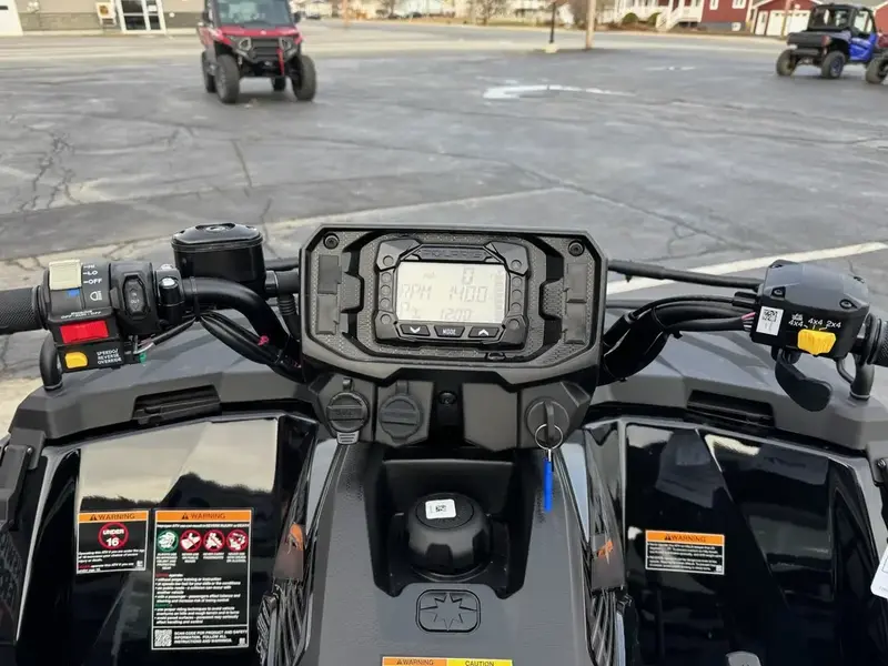 Polaris SPORTSMAN 570 TRAIL ONYX BLACK 2026
