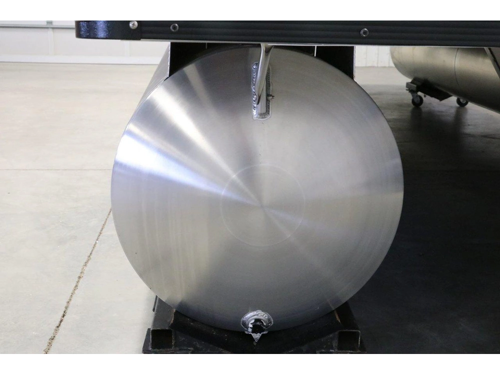 2026 Avalon Avalon Lsz 2385 Versatile Rear Bench + Yamaha 90 Hp alt