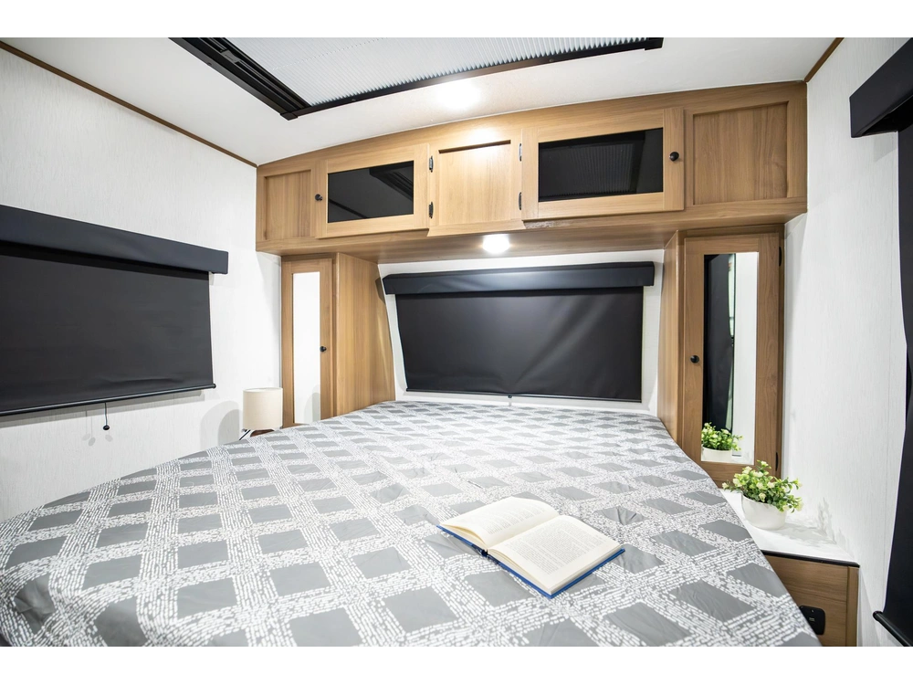 Apex 203rbk 2026 alt