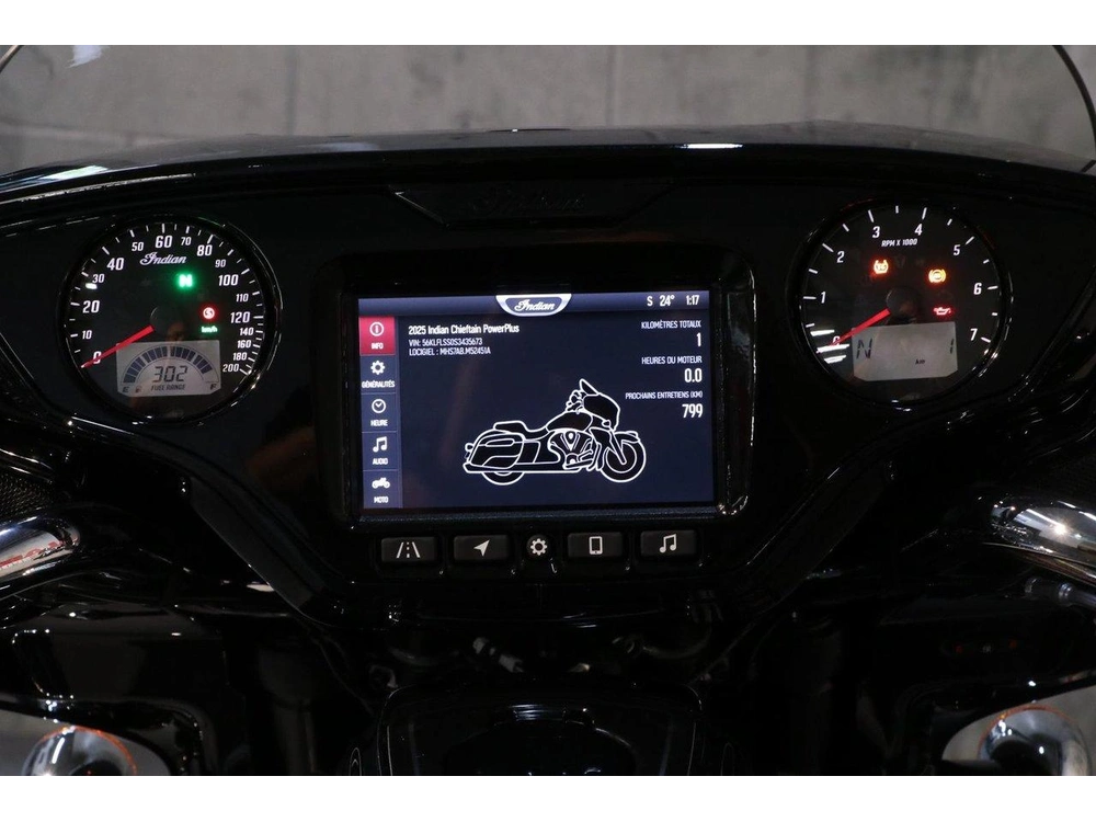 2025 Indian Motorcycle Indian Chieftain Powerplus Limited Rider Assist 112 Cu-in alt