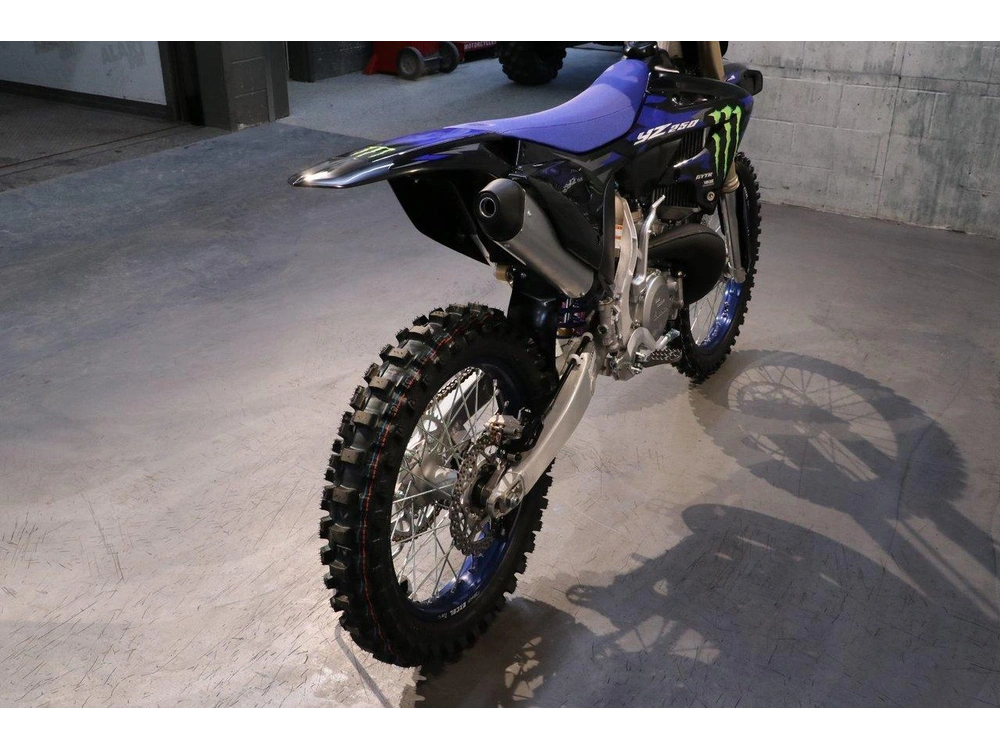 Yamaha Yamaha Yz250 2 Temps Édition Monster Energy 2025 alt