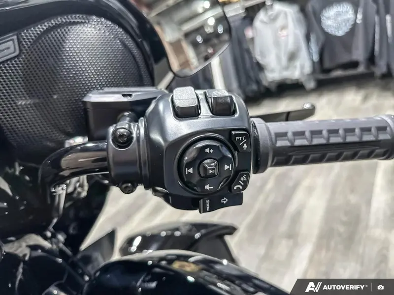 2026 Harley-Davidson Street Glide Limited thumbnail 13