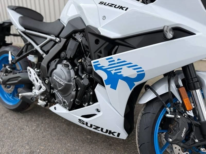 Suzuki Gsx-8r 2026 alt