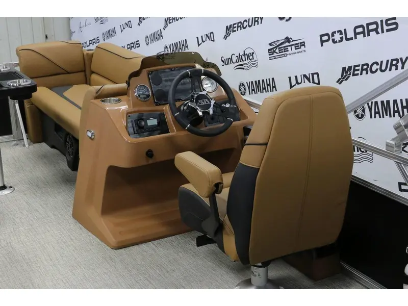 Avalon VENTURE 2180 CRUISE + YAMAHA 70 HP 2026