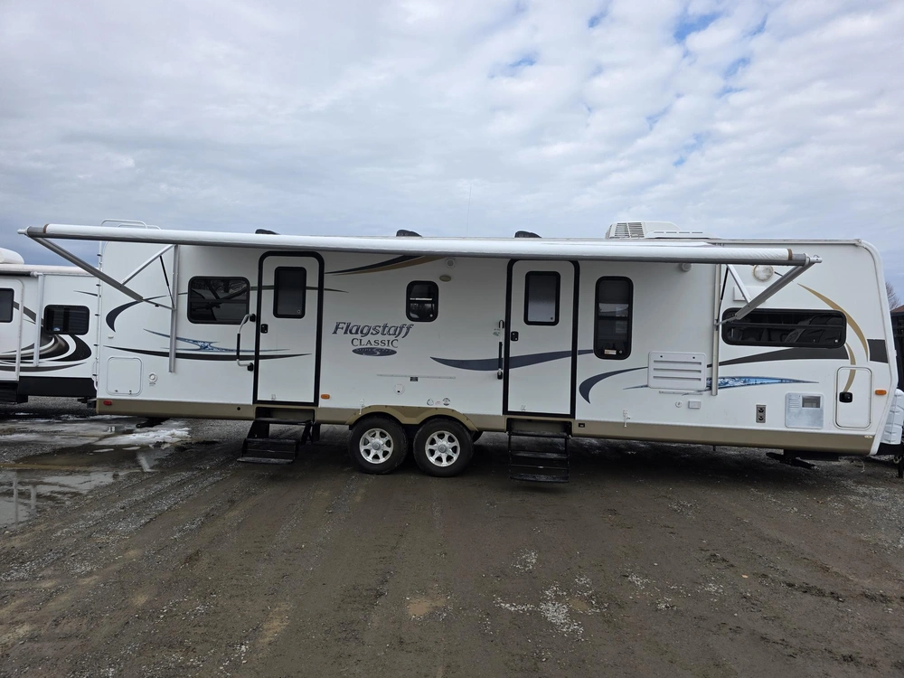 2012 Forest River Flagstaff 31fkss alt