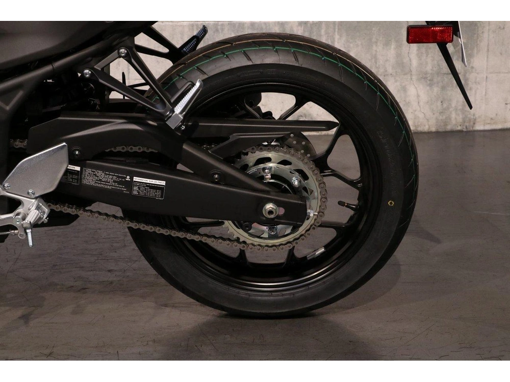 Yamaha Yzf-r3 2025 alt