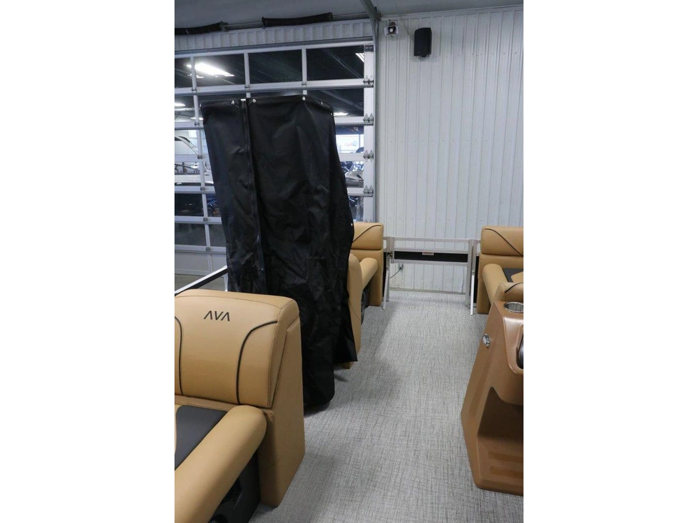 Avalon Venture 2180 Rear Fish + Mercury 60 Hp 2025 alt