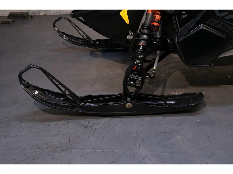 2026 Polaris 850 INDY VR1 DYNAMIX 137