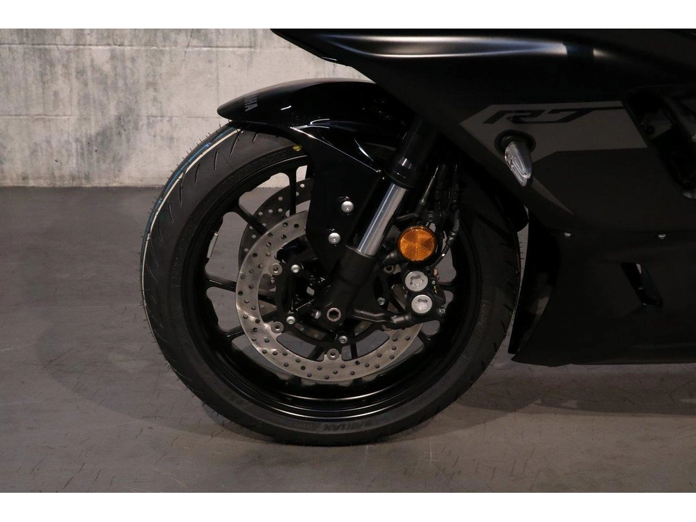 2025 Yamaha Yzf-r7 Démo alt