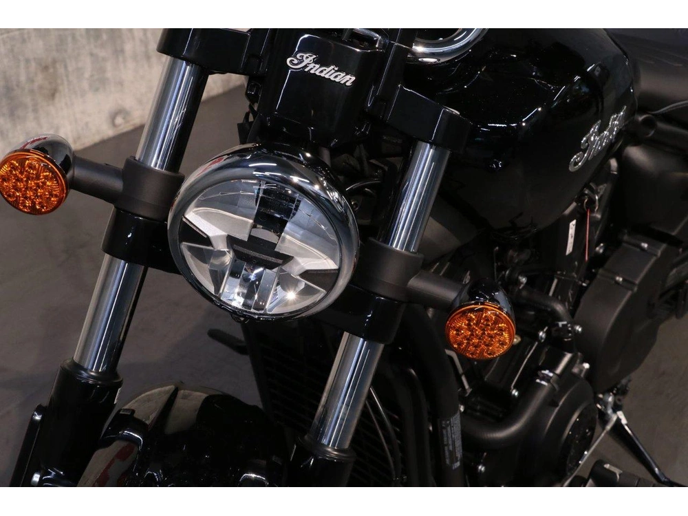 2025 Indian Motorcycle Scout Sixty Classic Limited alt