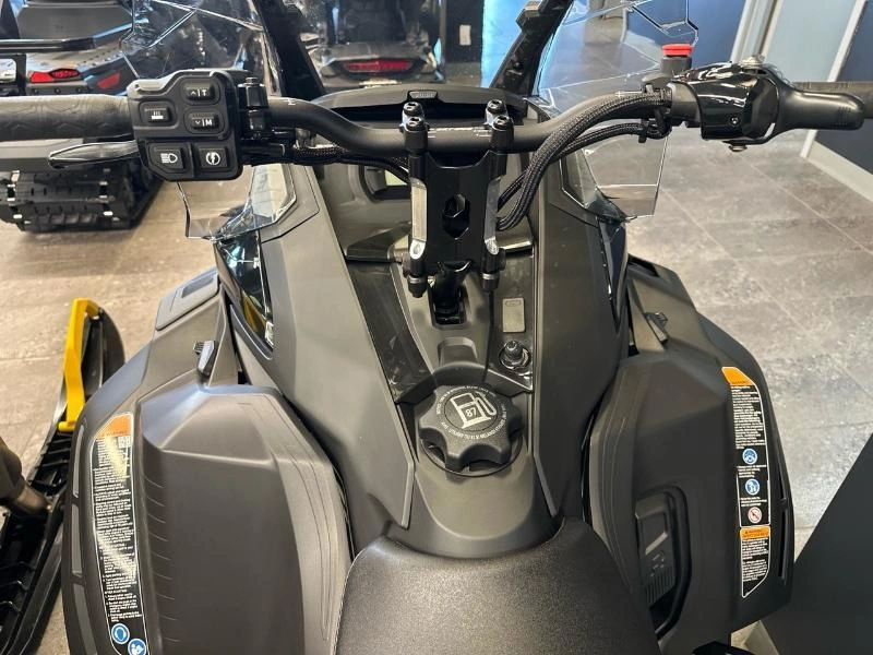 Ski-doo Renegade Adrenaline 900 Ace Ripsaw 1.25'' E.s. 2026 alt