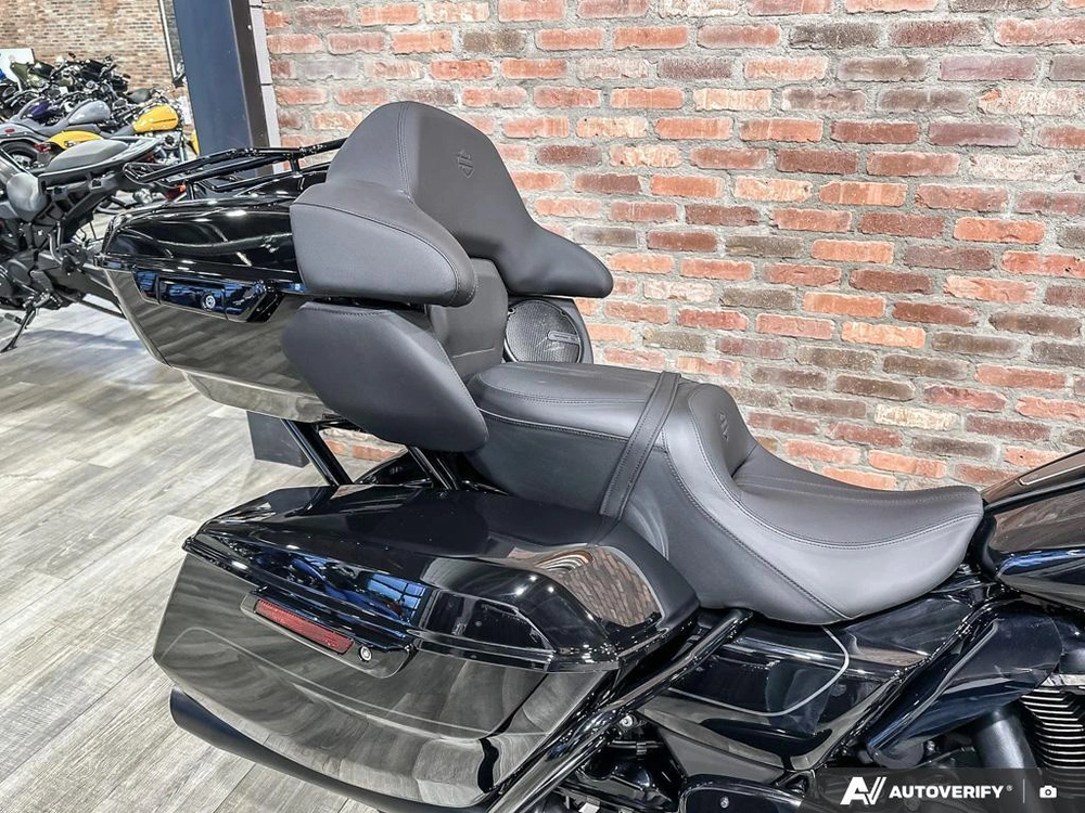 2026 Harley-davidson Street Glide Limited alt