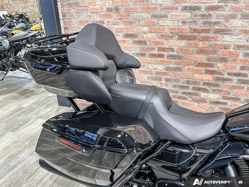2026 Harley-Davidson Street Glide Limited thumbnail 19