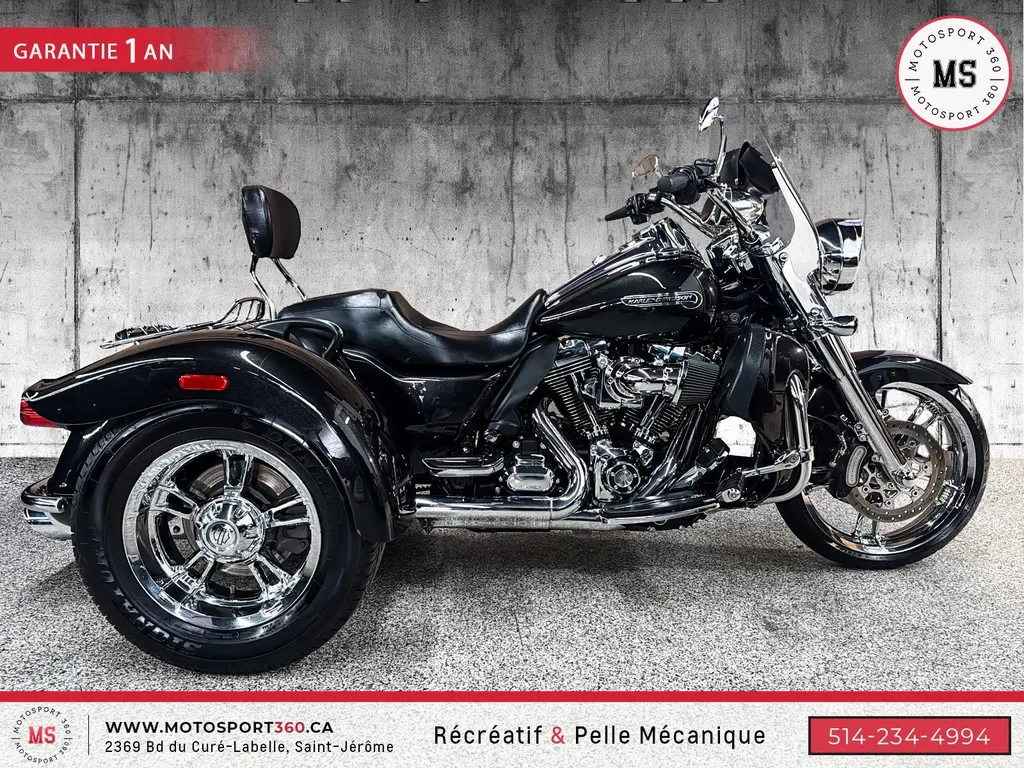 2016 Harley-Davidson FREEWHEELER FLRT TRIKE PEINTURE METAL FLAKE !