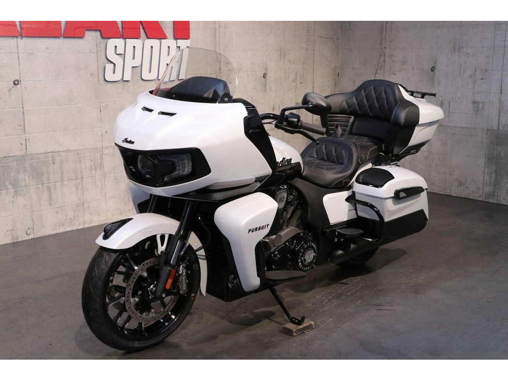 2026 Indian Motorcycle Indian Pursuit Dark Horse 112 & Powerband Audio alt
