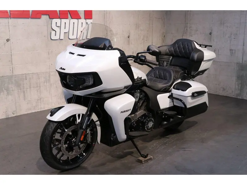 2026 Indian Motorcycle Pursuit Dark Horse 112 & powerband audio thumbnail 2