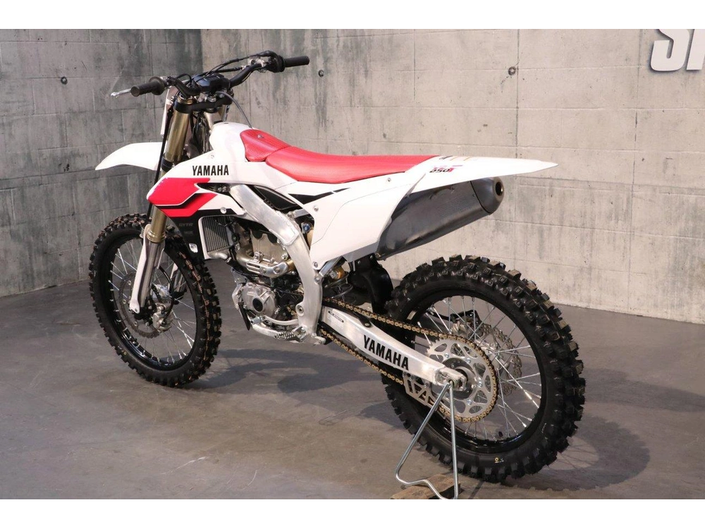 Yamaha Yz250f 70e Anniversaire 2026 alt