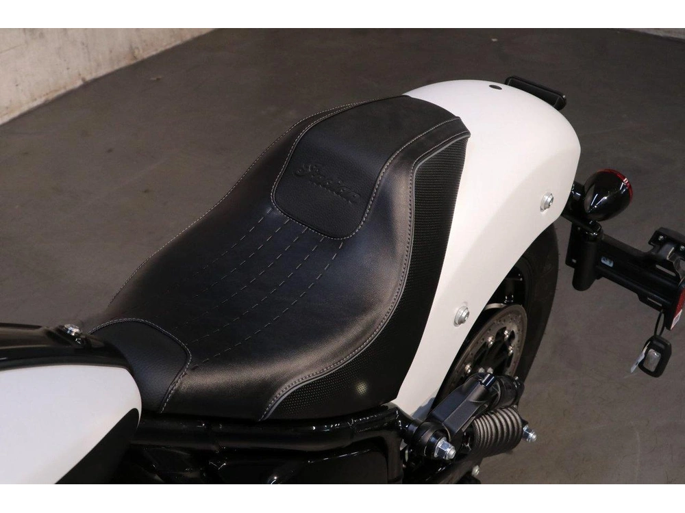Indian Motorcycle Sport Chief Enr. 2024 alt
