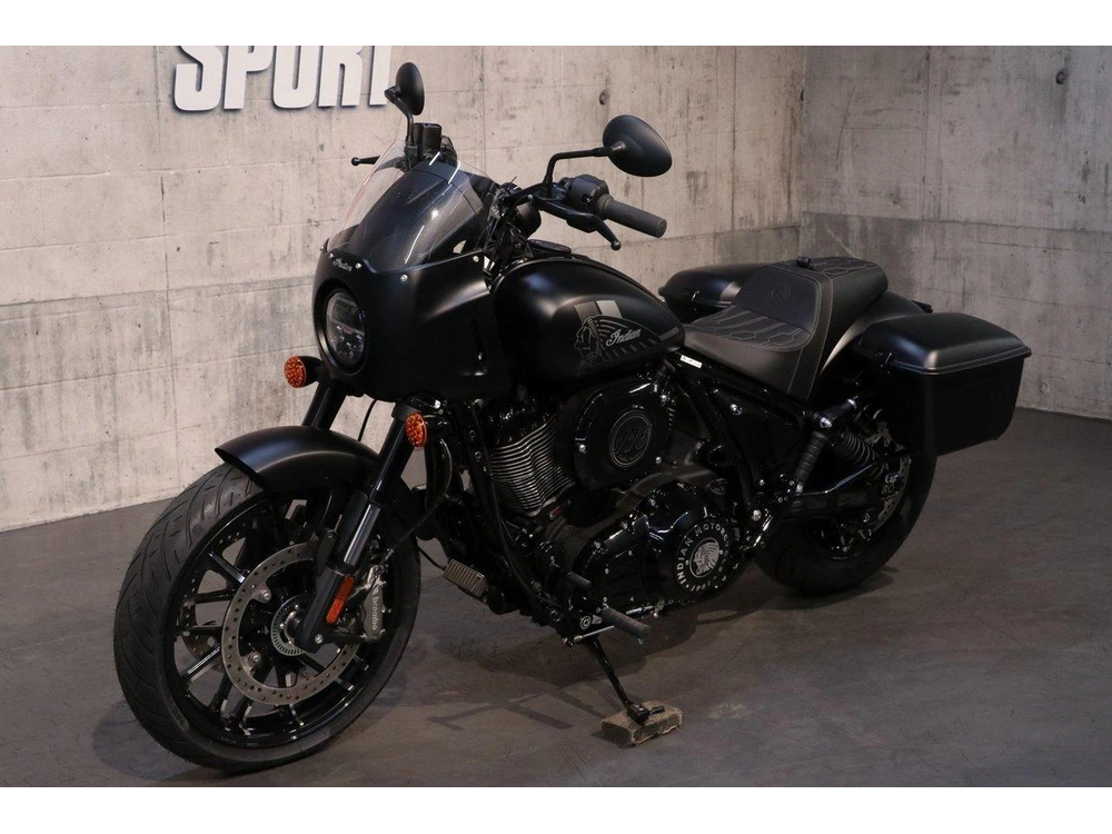 Indian Motorcycle Sport Chief Rt 2025 alt