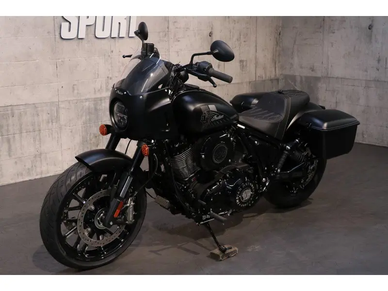 2025 Indian Motorcycle Sport Chief RT thumbnail 2