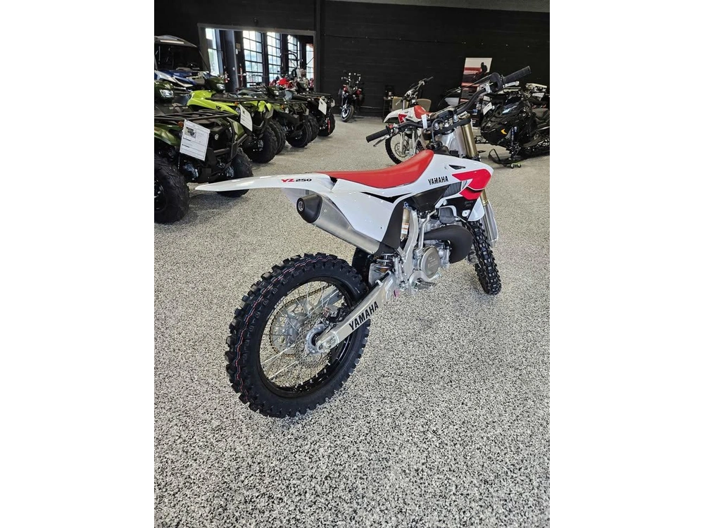 Yamaha Yz250 70th Anniversary Edition 2026 alt