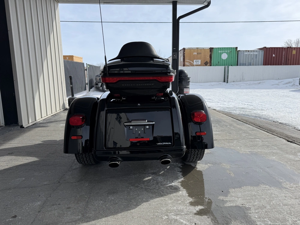 2023 Harley-davidson Tri Glide Ultra alt