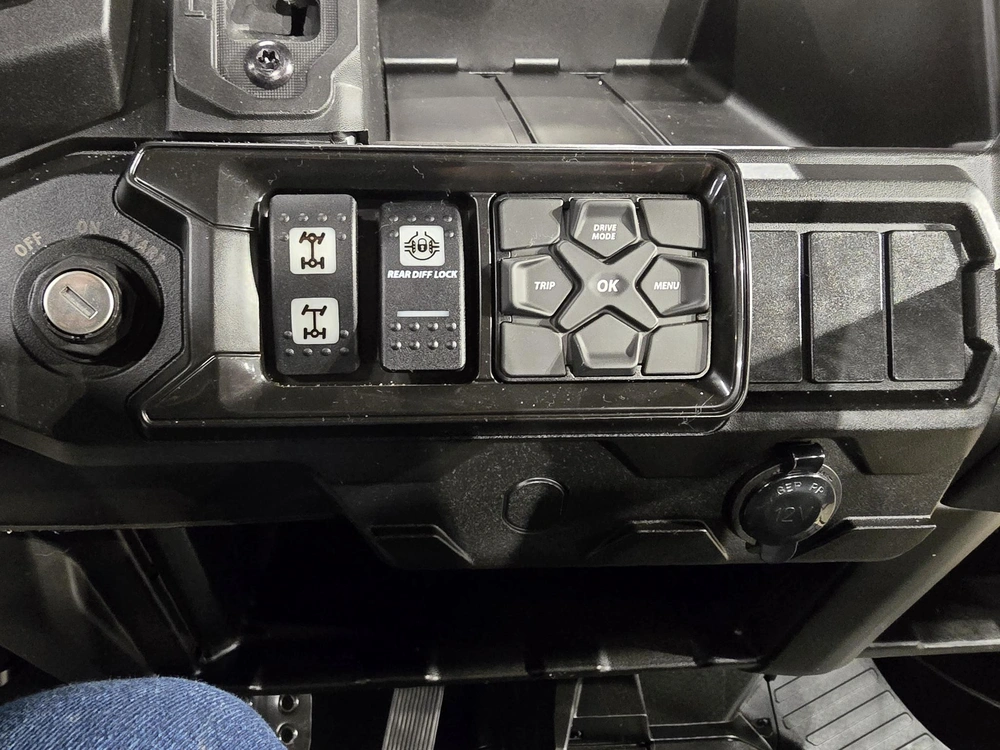 2025 Brp Defender Xt Hd7 alt