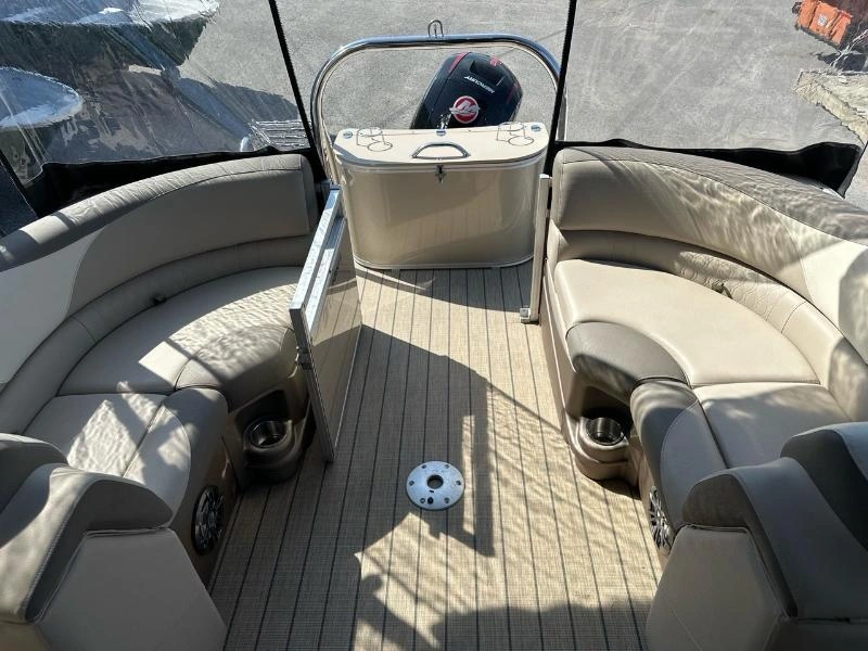 Legend Q-series Lounge Sport Pro 22'6 2023 alt