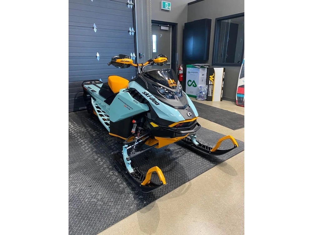 2024 Ski-doo Backcountry Xrs 850 alt