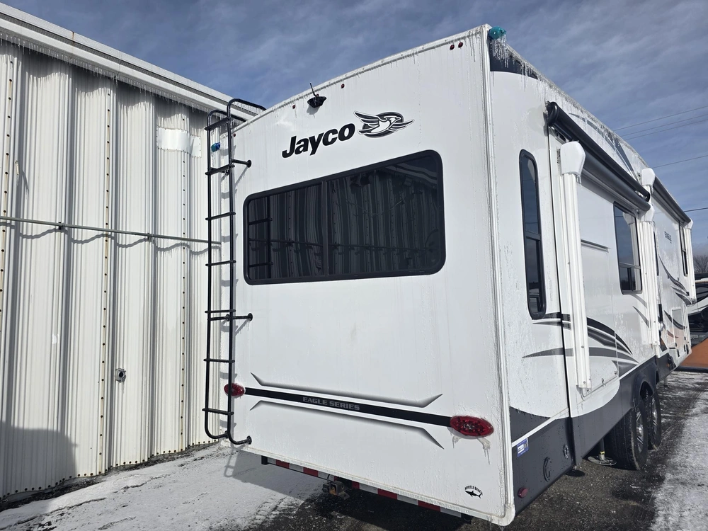 2022 Jayco Eagle 317rlok alt