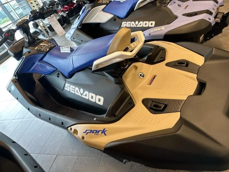 2025 Sea-Doo Spark Trixx 3P (Audio) thumbnail 3
