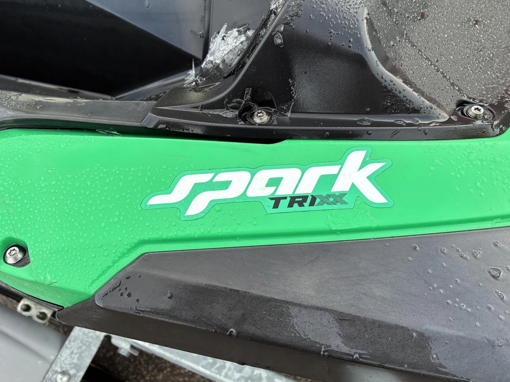 2021 Brp Spark 2up Rotax 900 Ace 90 Tri alt