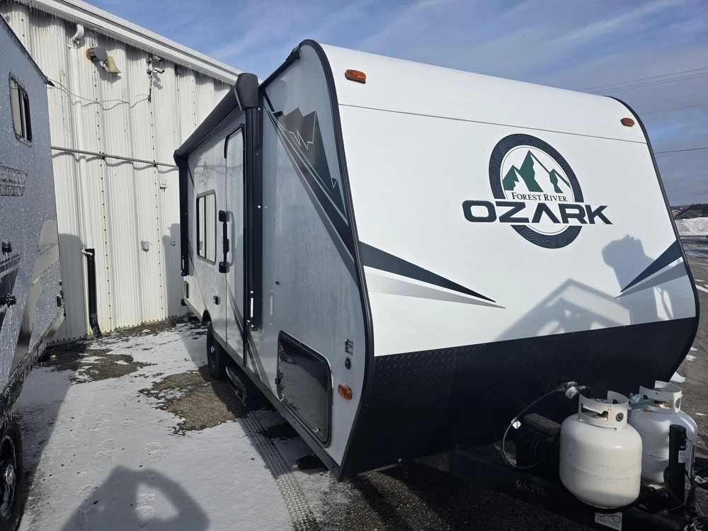 Autre Ascent Series 1660fqx 2022 alt