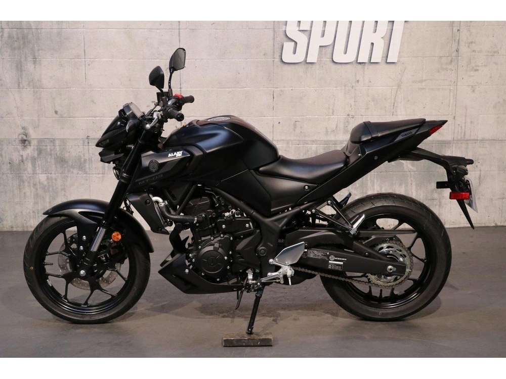 Yamaha Mt-03 Enr. 2024 alt