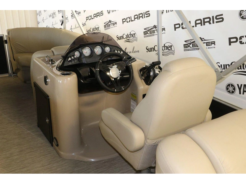 Legend Bayshore Ls + Mercury 150 Hp 2019 alt