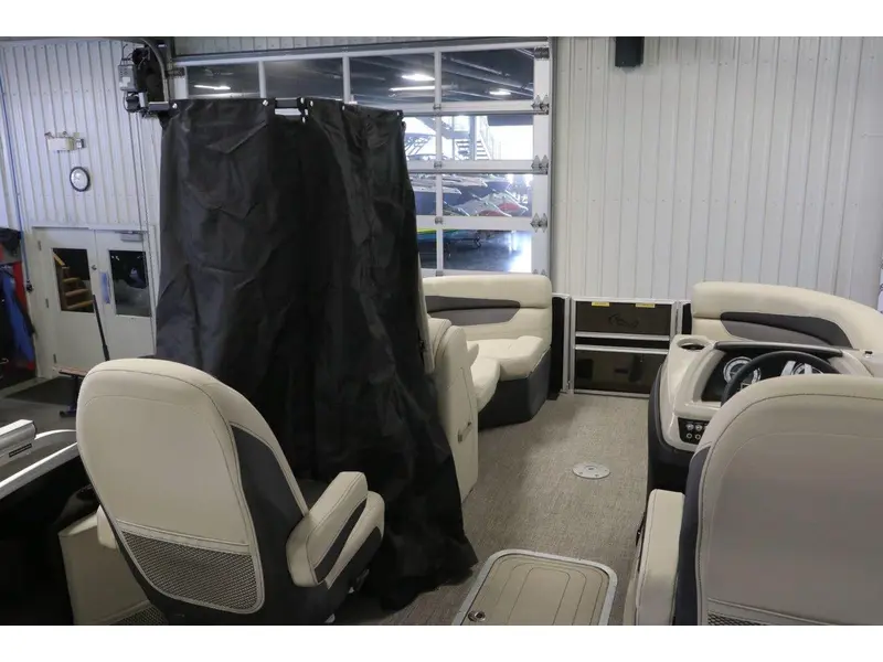 2023 Other CABRIO 20UC + MERCURY 115 HP thumbnail 11