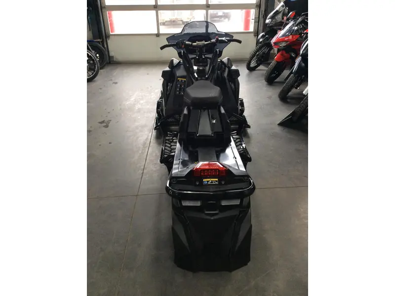 Polaris Indy 850 VR1 Boost 137 S23TDV8MS 2023