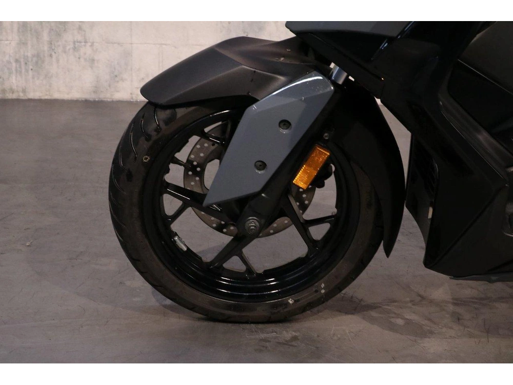 2022 Yamaha Yamaha Xmax 300 alt