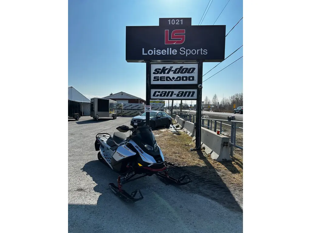 2024 Ski-Doo RENEGADE XRS 900 ACE TURBO R