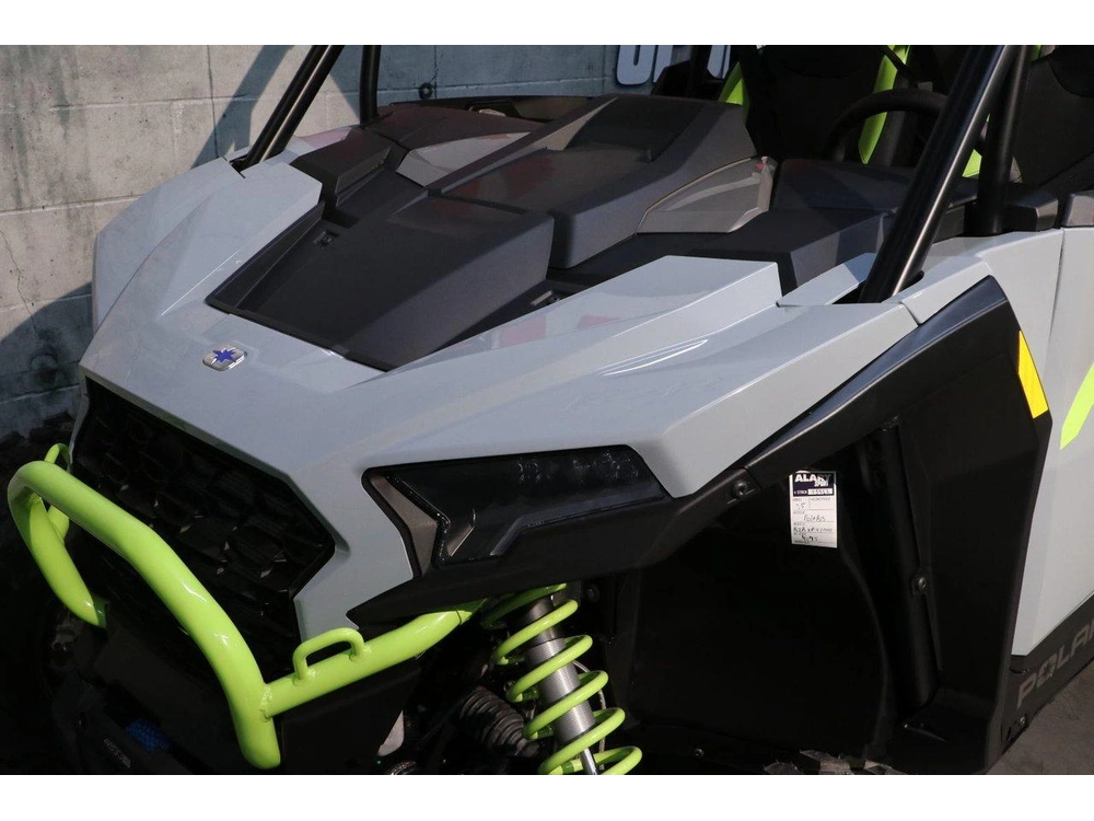 2025 Polaris Rzr Xp 4 1000 Ultimate alt