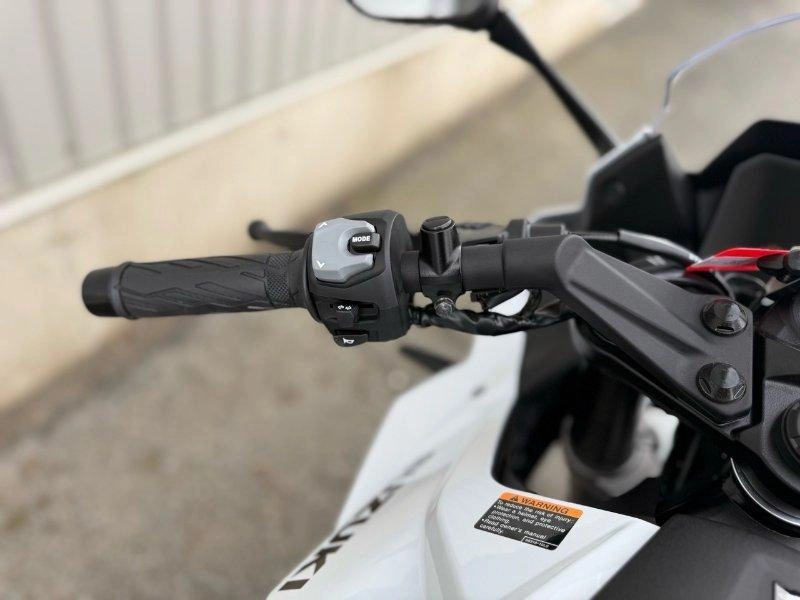 Suzuki Gsx-8r 2026 alt