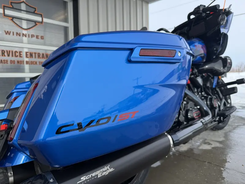 2026 Harley-davidson Cvo Road Glide St alt