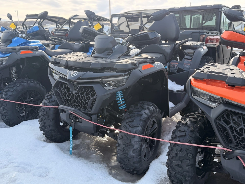 2026 Cfmoto Cforce 1000 Touring alt