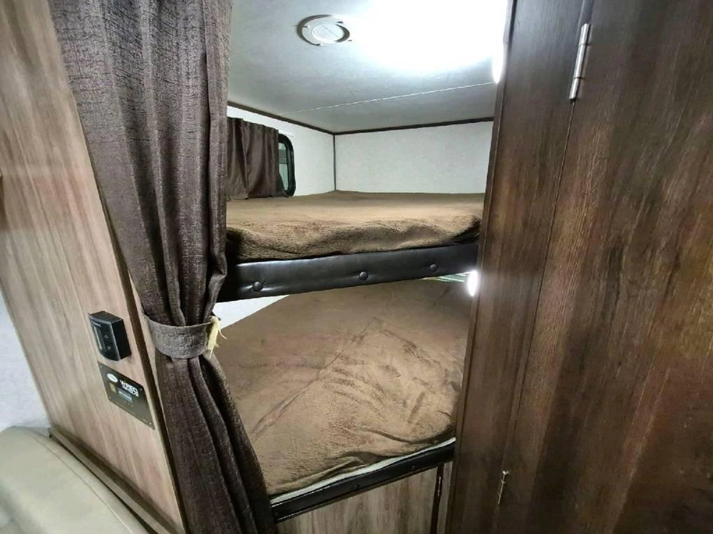 Jayco Jay Feather 23bhm 2019 alt