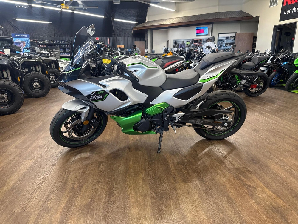 2024 Kawasaki Ninja® 7 Hybrid Abs Hybrid Abs alt